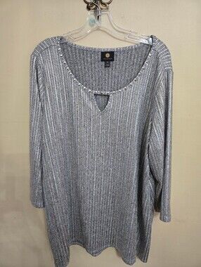 JM Collection Metallic Silver Ribbed Long Sleeve Scoop Top